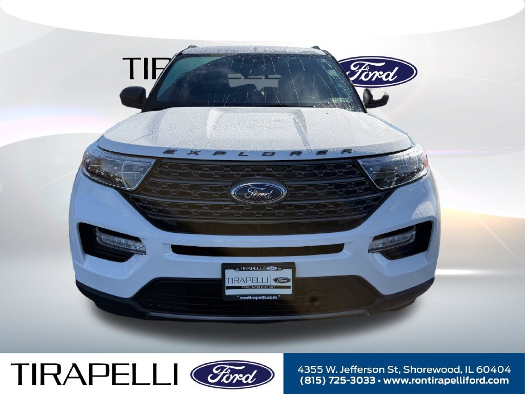 Certified 2021 Ford Explorer XLT w/ Equipment Group 202A AWD/4WD image 6