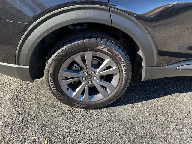 Certified 2022 Ford Explorer XLT w/ Equipment Group 202A image 26