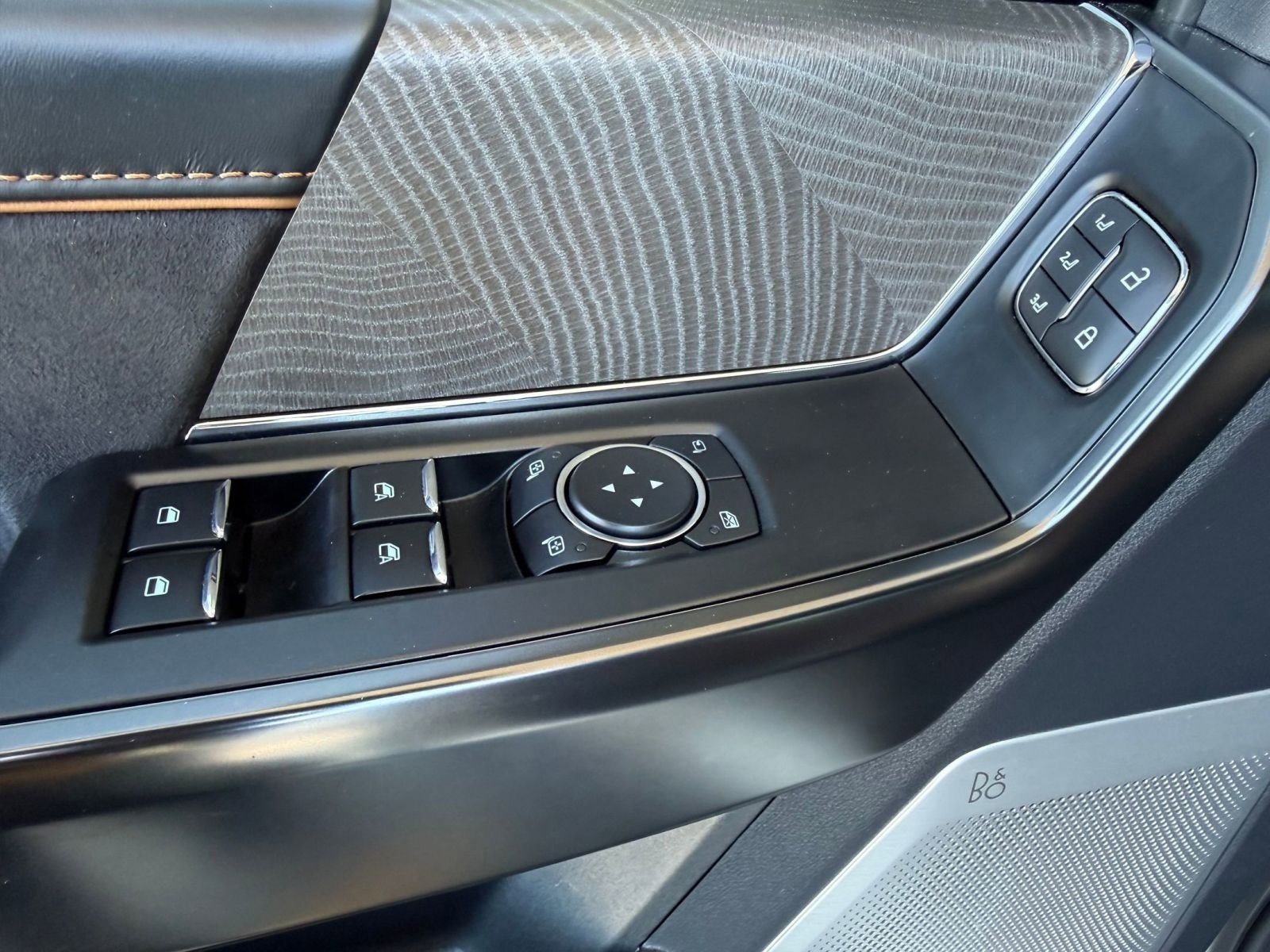 Certified 2023 Ford F150 Platinum w/ Equipment Group 701A High AWD/4WD image 13