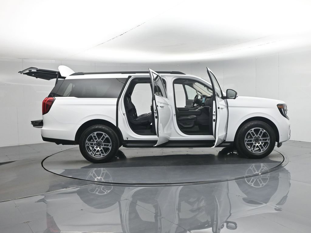 Certified 2025 Ford Expedition Max Active AWD/4WD image 5