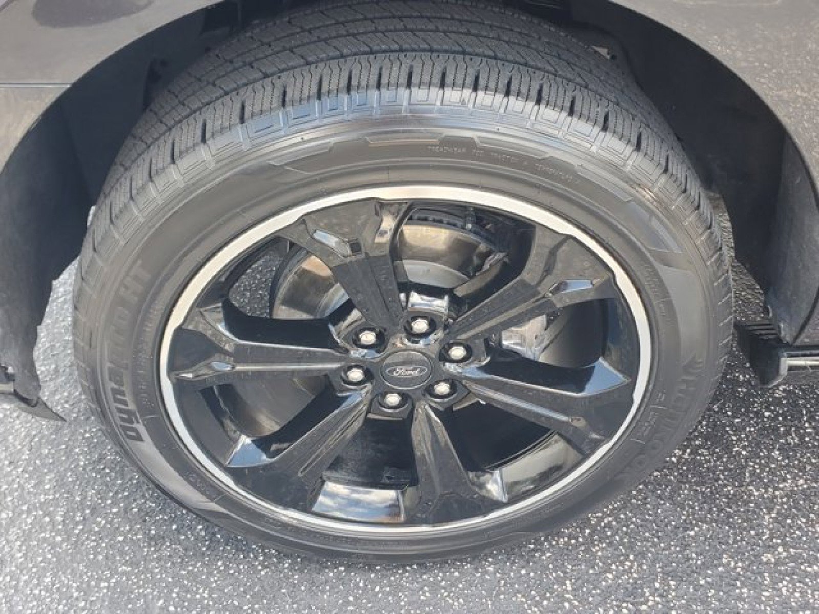 Certified 2023 Ford Expedition Limited RWD image 4