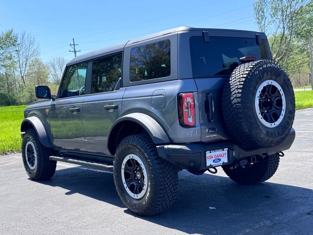 Certified 2024 Ford Bronco Badlands w/ Sasquatch Package AWD/4WD image 13