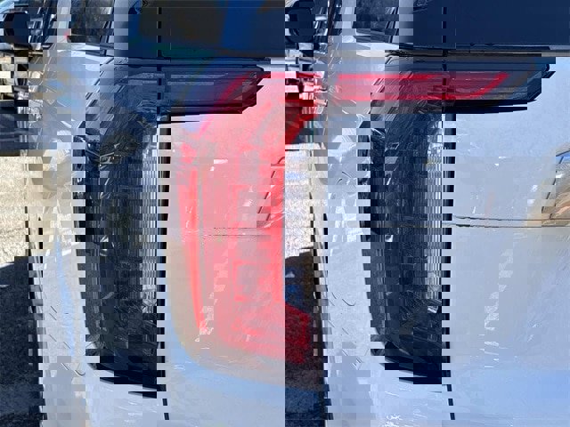 Used 2023 GMC Yukon Denali image 11