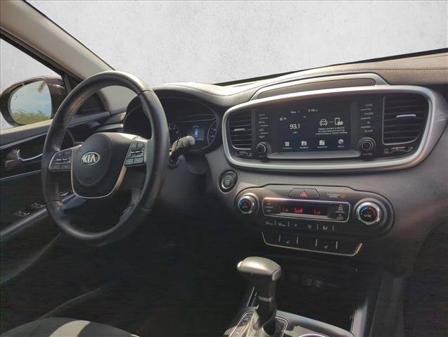Used 2020 Kia Sorento S FWD image 26