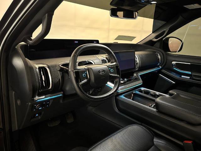 Certified 2025 Ford Expedition Platinum w/ Stealth Performance Package image 8
