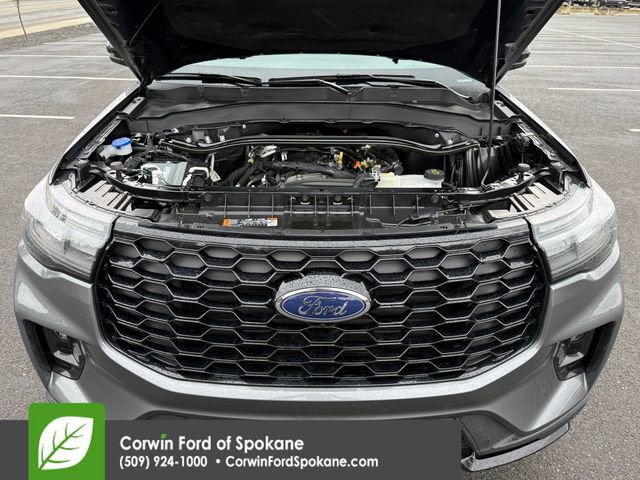 Certified 2025 Ford Explorer ST-Line image 36