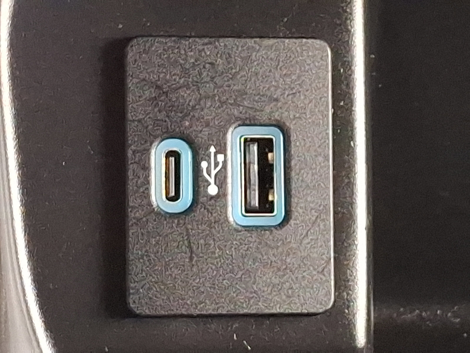 Certified 2023 Ford F150 XLT w/ Equipment Group 302A High image 25