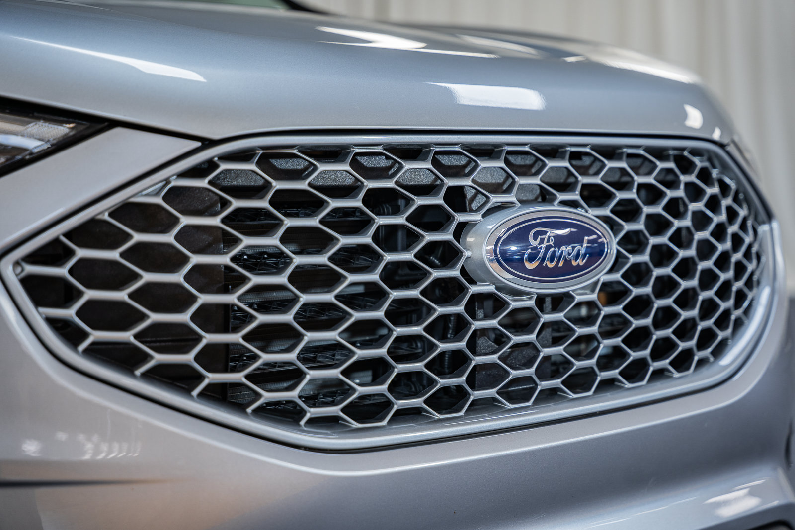 Certified 2024 Ford Edge SEL w/ Convenience Package AWD/4WD image 17