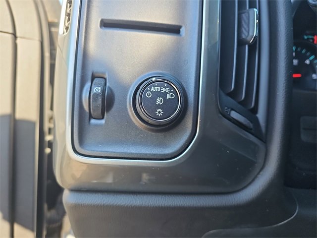 Used 2018 Chevrolet Silverado 1500 LT w/ All Star Edition image 25