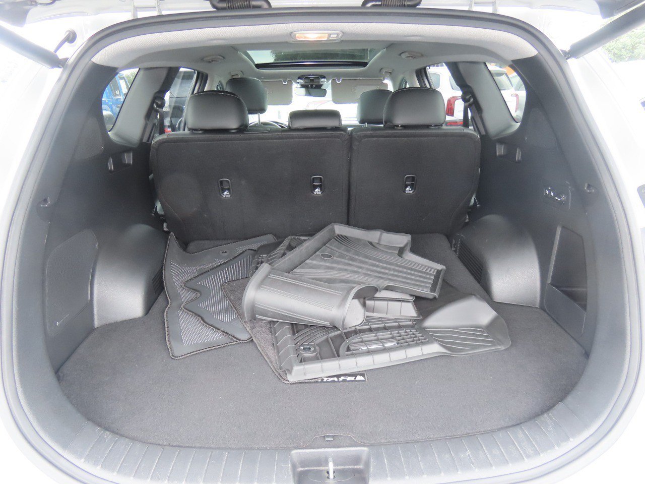 Used 2023 Hyundai Santa Fe Limited FWD image 12