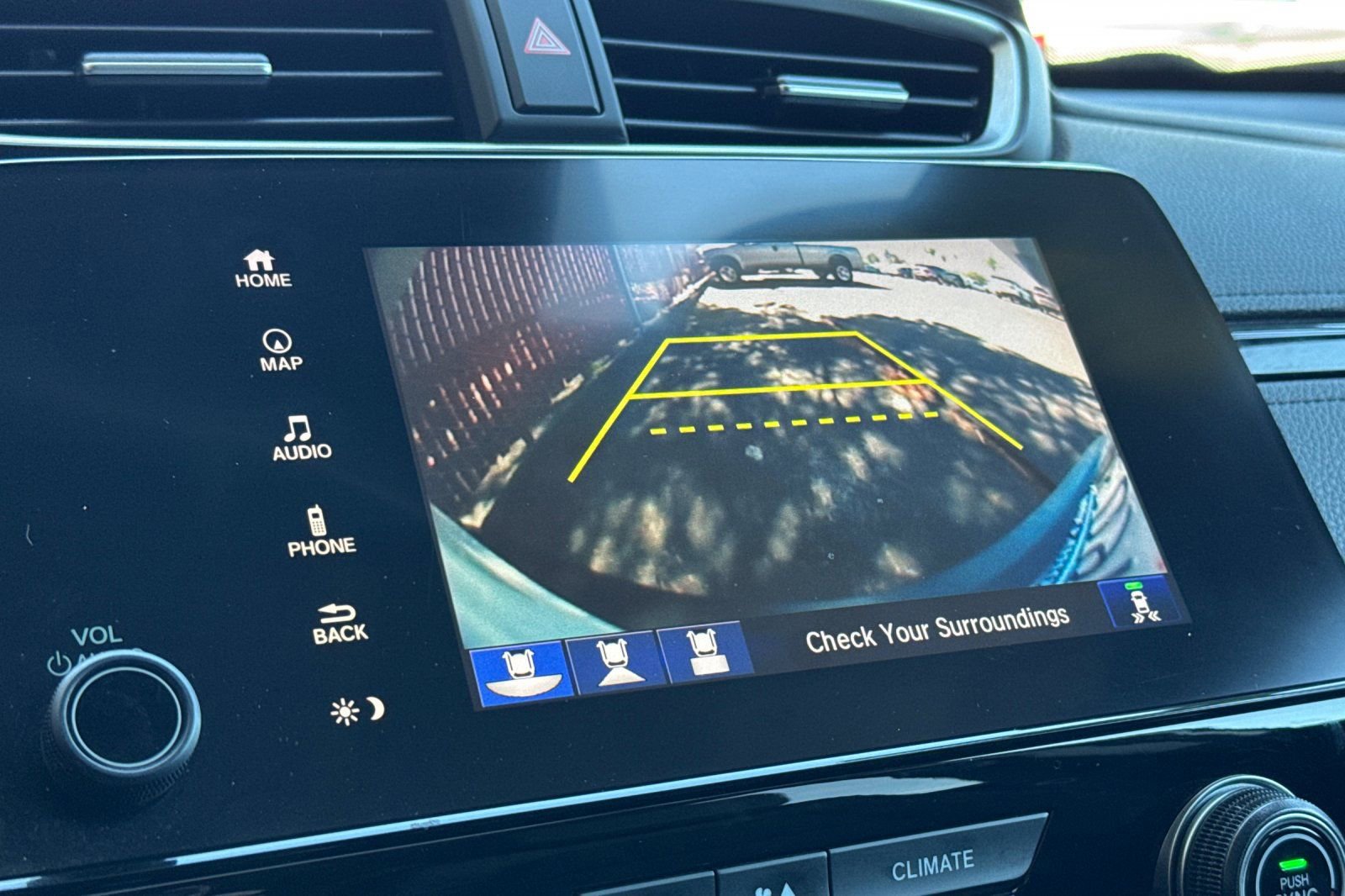 Used 2018 Honda CR-V Touring image 19