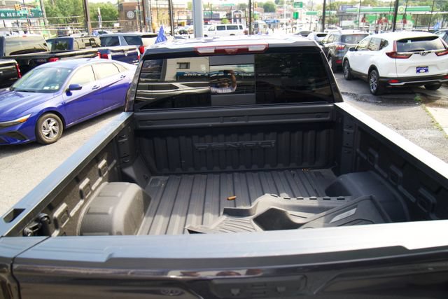 Used 2024 GMC Sierra 1500 Denali w/ Technology Package AWD/4WD image 34
