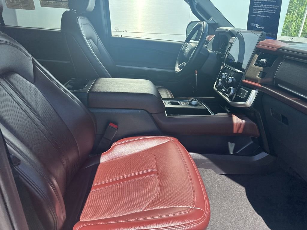 Certified 2024 Ford Expedition Limited image 39
