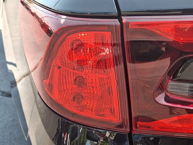Used 2025 Honda Odyssey EX-L image 10