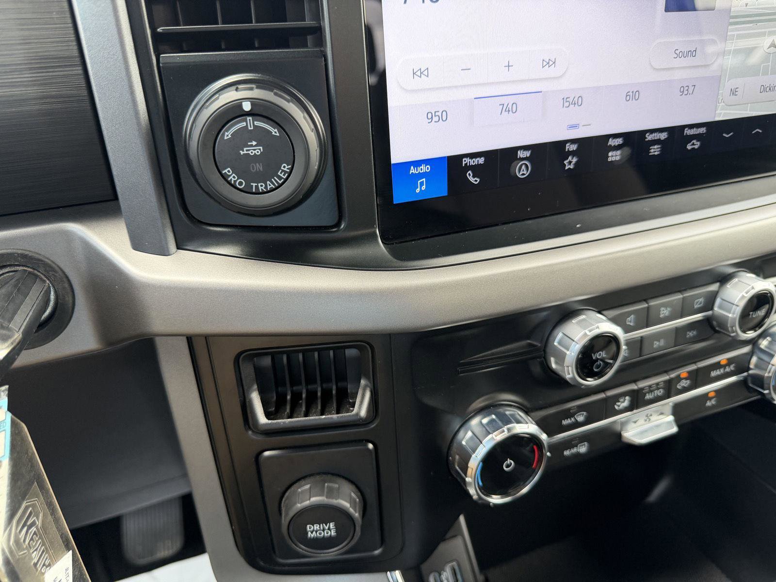 Certified 2024 Ford F150 XLT w/ Mobile Office Package RWD image 29