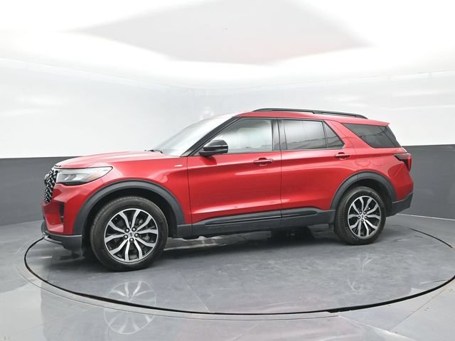 Certified 2025 Ford Explorer ST-Line AWD/4WD image 4