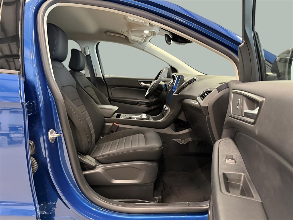 Certified 2021 Ford Edge SE w/ Cargo Accessory Package image 10