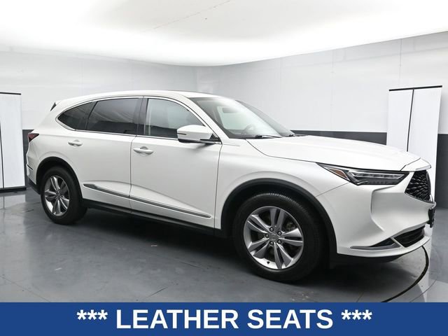 Used 2023 Acura MDX SH-AWD image 3