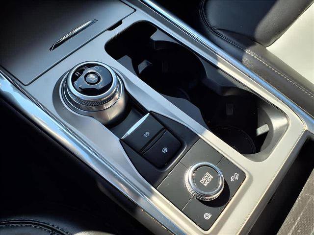 Certified 2022 Ford Explorer XLT w/ Equipment Group 202A image 26