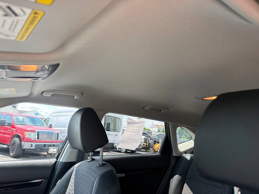 Used 2021 Kia Seltos S AWD/4WD image 29