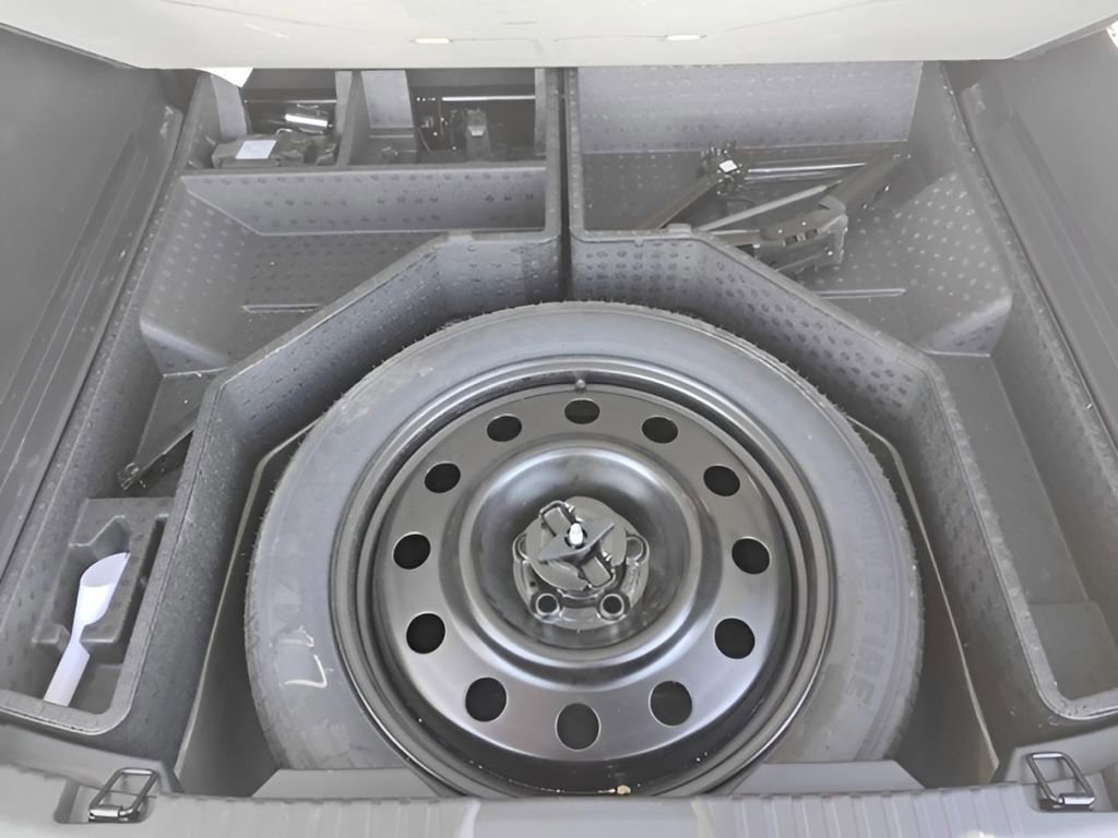 Certified 2024 Ford Edge SEL image 14