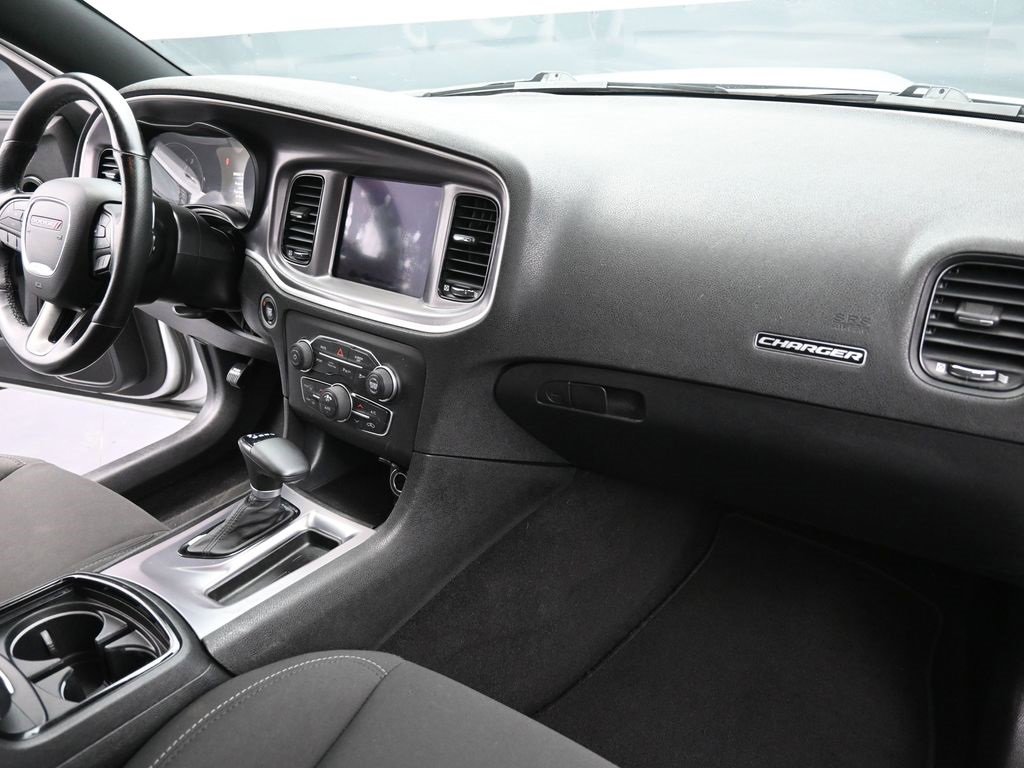 Used 2019 Dodge Charger R/T w/ Blacktop Package image 14