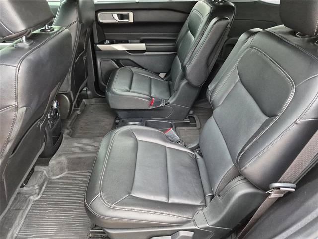 Certified 2021 Ford Explorer Limited w/ Equipment Group 301A RWD image 19