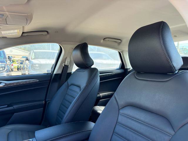 Certified 2018 Ford Fusion SE w/ Equipment Group 602A image 14