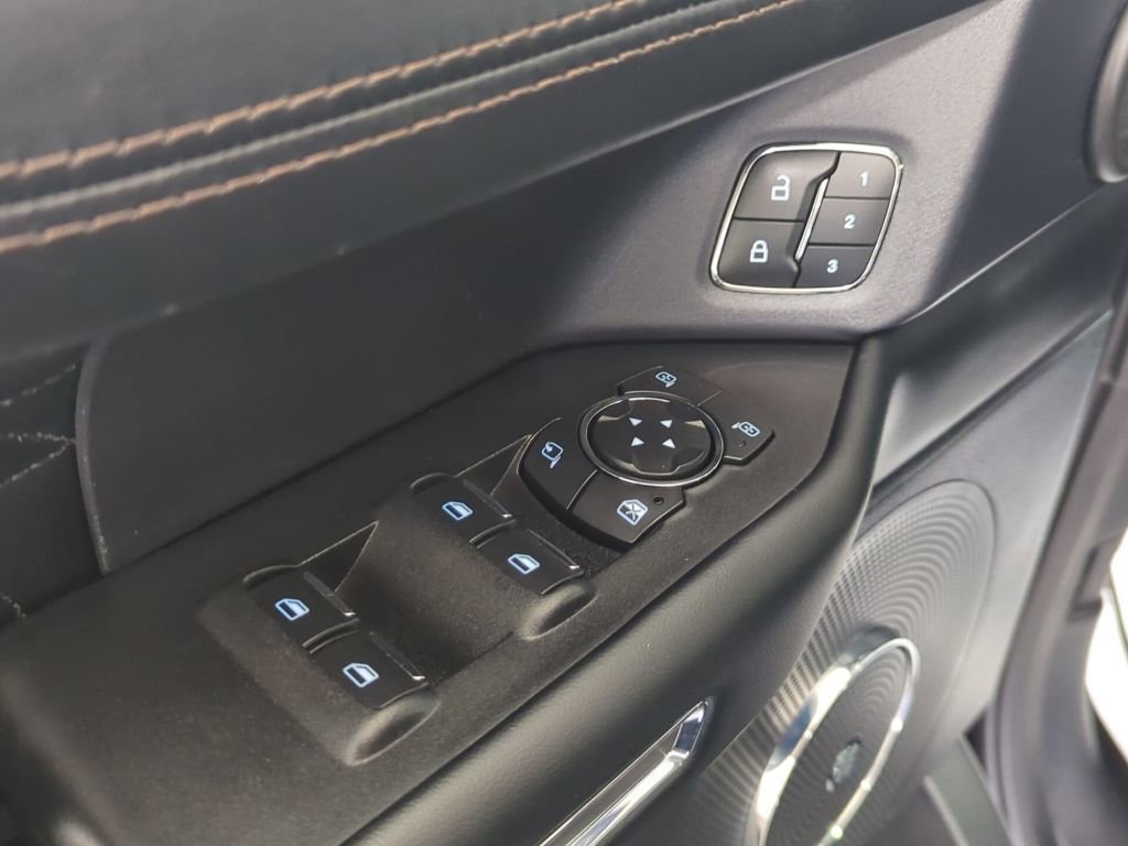 Certified 2020 Ford Expedition Platinum AWD/4WD image 12