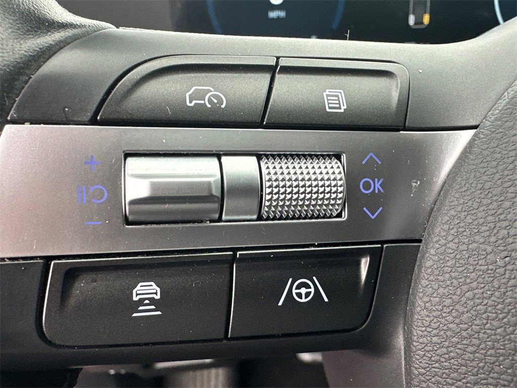 Used 2024 Hyundai Kona Limited image 25