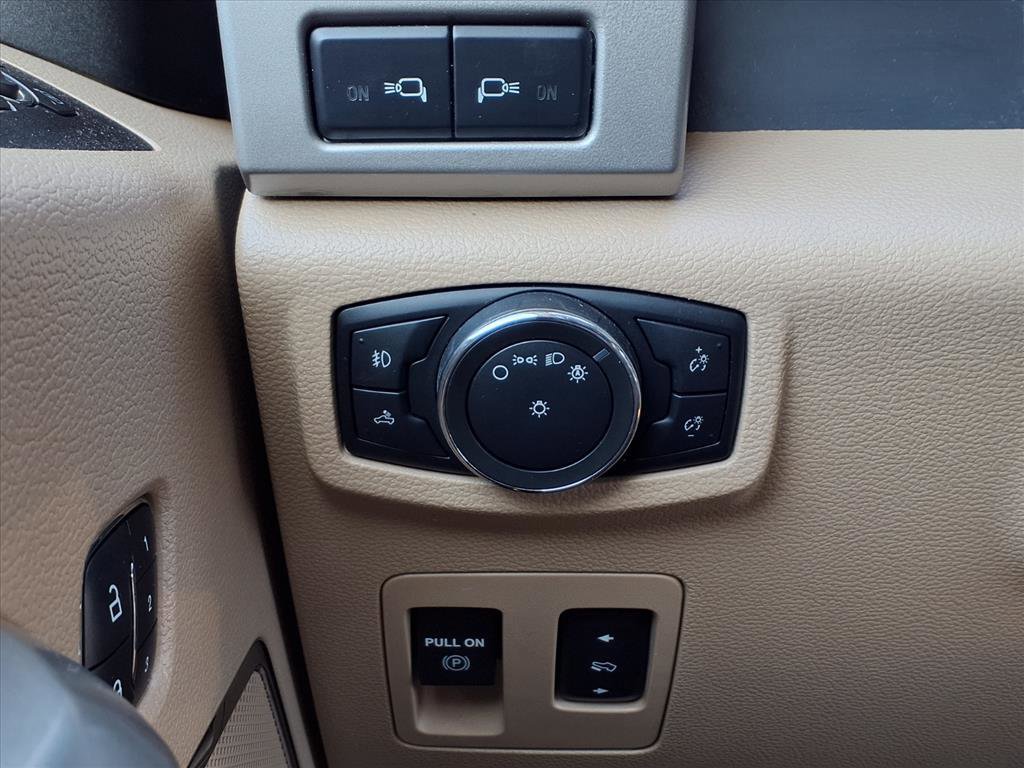 Certified 2018 Ford F150 Lariat image 17