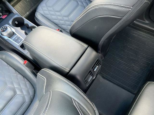 Certified 2023 Ford Escape SE w/ PHEV Premium Package image 21