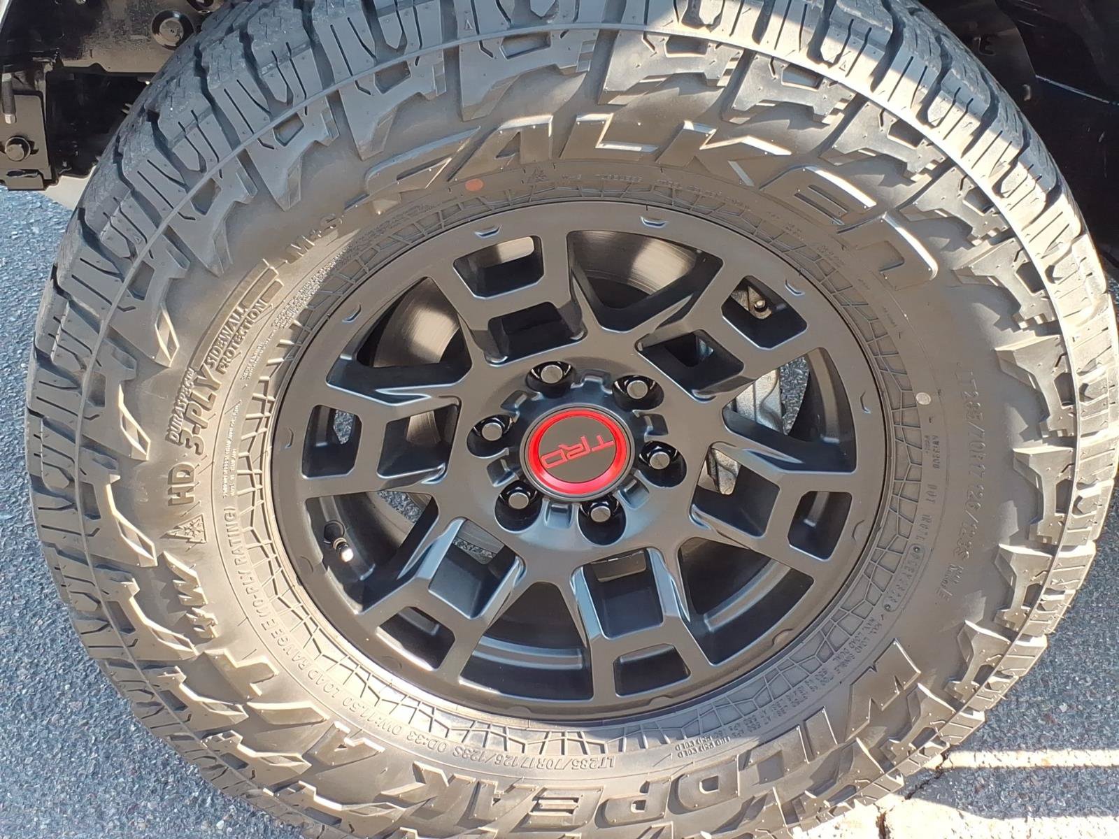 Used 2024 Toyota 4Runner TRD Off-Road Premium w/ Moonroof Package AWD/4WD image 9