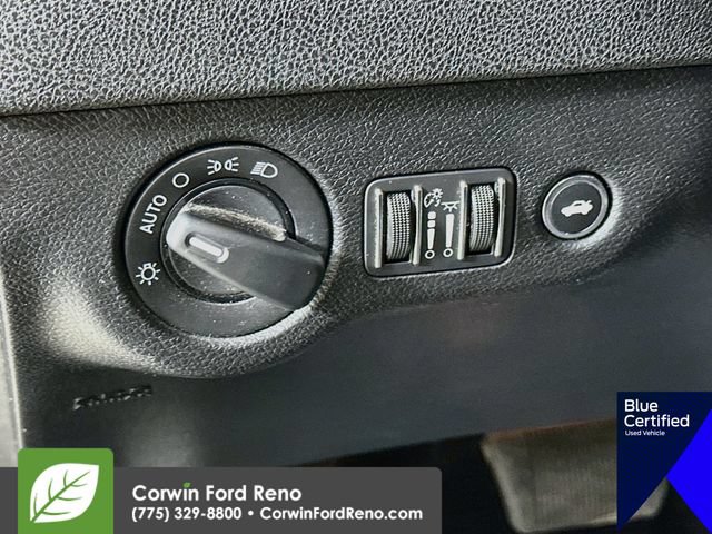 Used 2021 Dodge Charger SXT w/ Blacktop Package RWD image 13