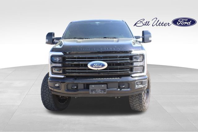 Certified 2025 Ford F250 Platinum w/ FX4 Off-Road Package image 8