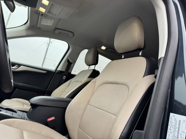 Certified 2022 Ford Escape SEL w/ Technology Package image 13