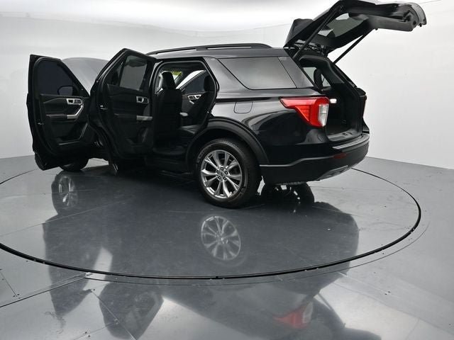 Certified 2023 Ford Explorer XLT w/ Equipment Group 202A AWD/4WD image 43
