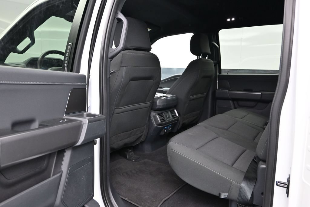 Certified 2024 Ford F150 XLT w/ XLT Black Appearance Package AWD/4WD image 17