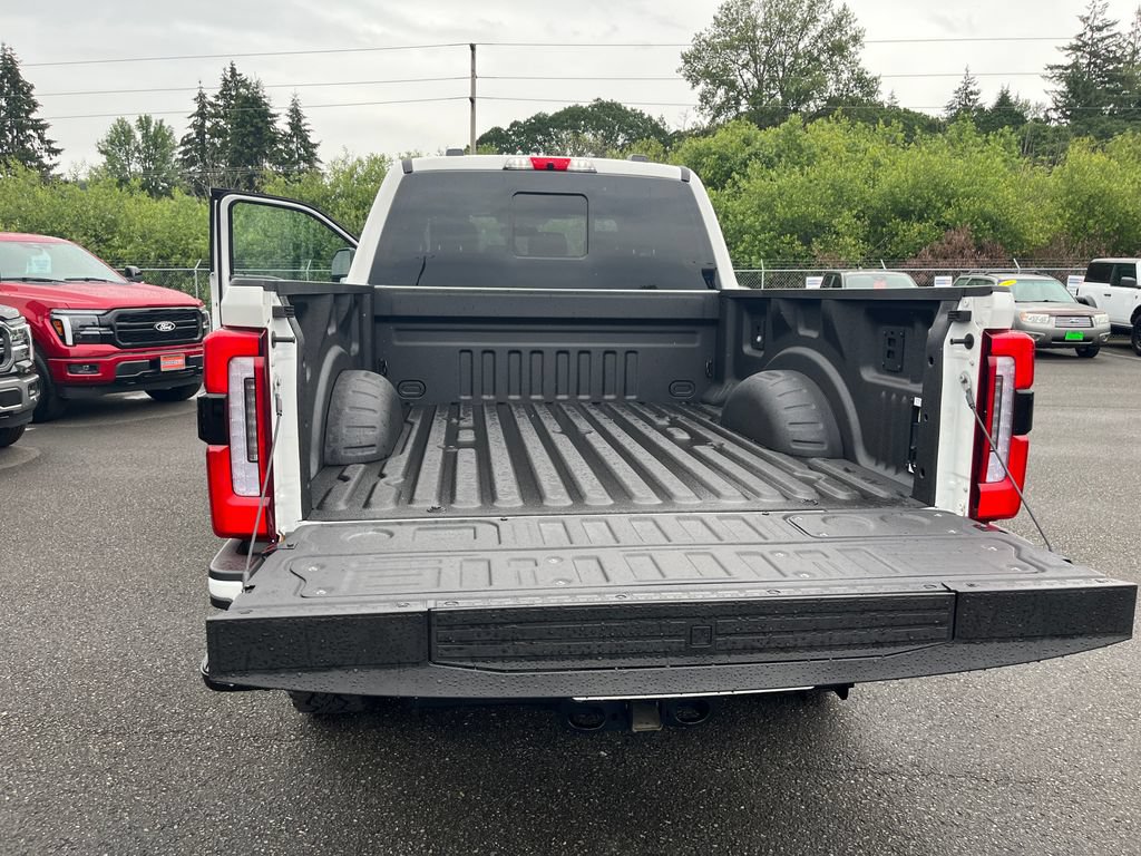 Certified 2025 Ford F350 Platinum w/ Tremor Off-Road Package AWD/4WD image 27