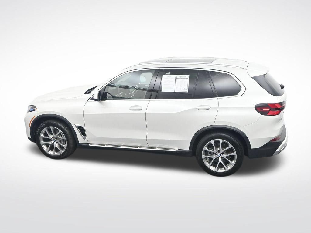Used 2025 BMW X5 xDrive40i AWD/4WD image 31