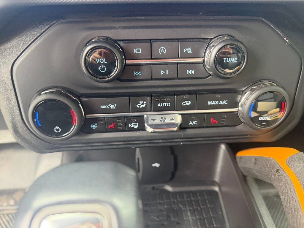 Certified 2024 Ford Bronco Badlands AWD/4WD image 17
