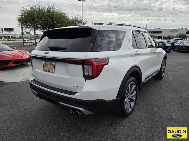 Certified 2025 Ford Explorer Platinum w/ Ultimate Package AWD/4WD image 7