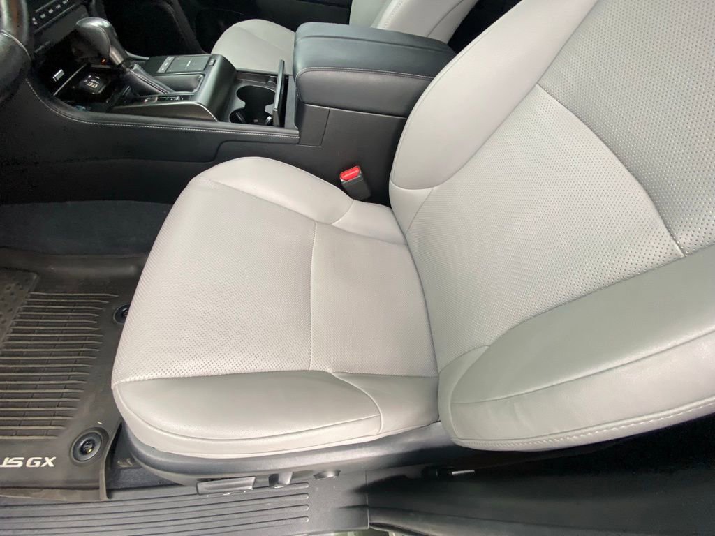 Used 2023 Lexus GX 460 w/ Black Line Special Edition image 22