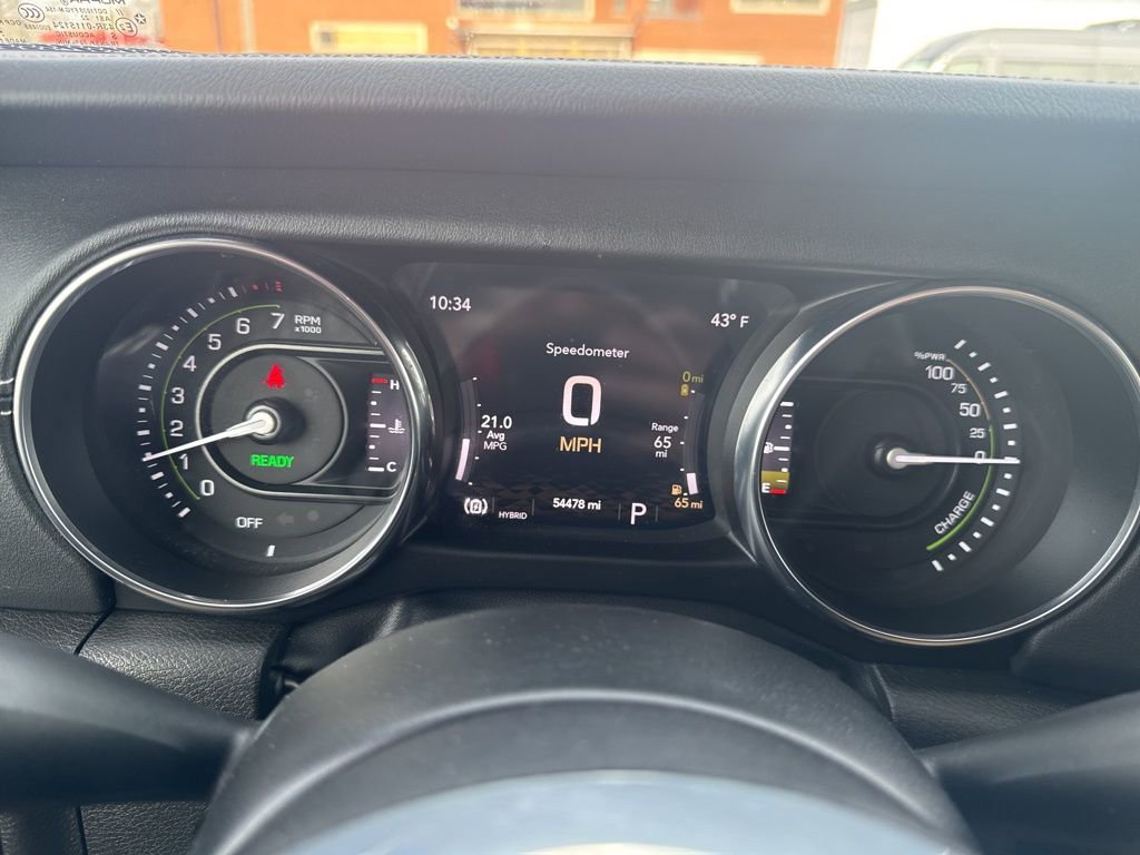 Used 2023 Jeep Wrangler Unlimited Sahara w/ Cold Weather Group image 20