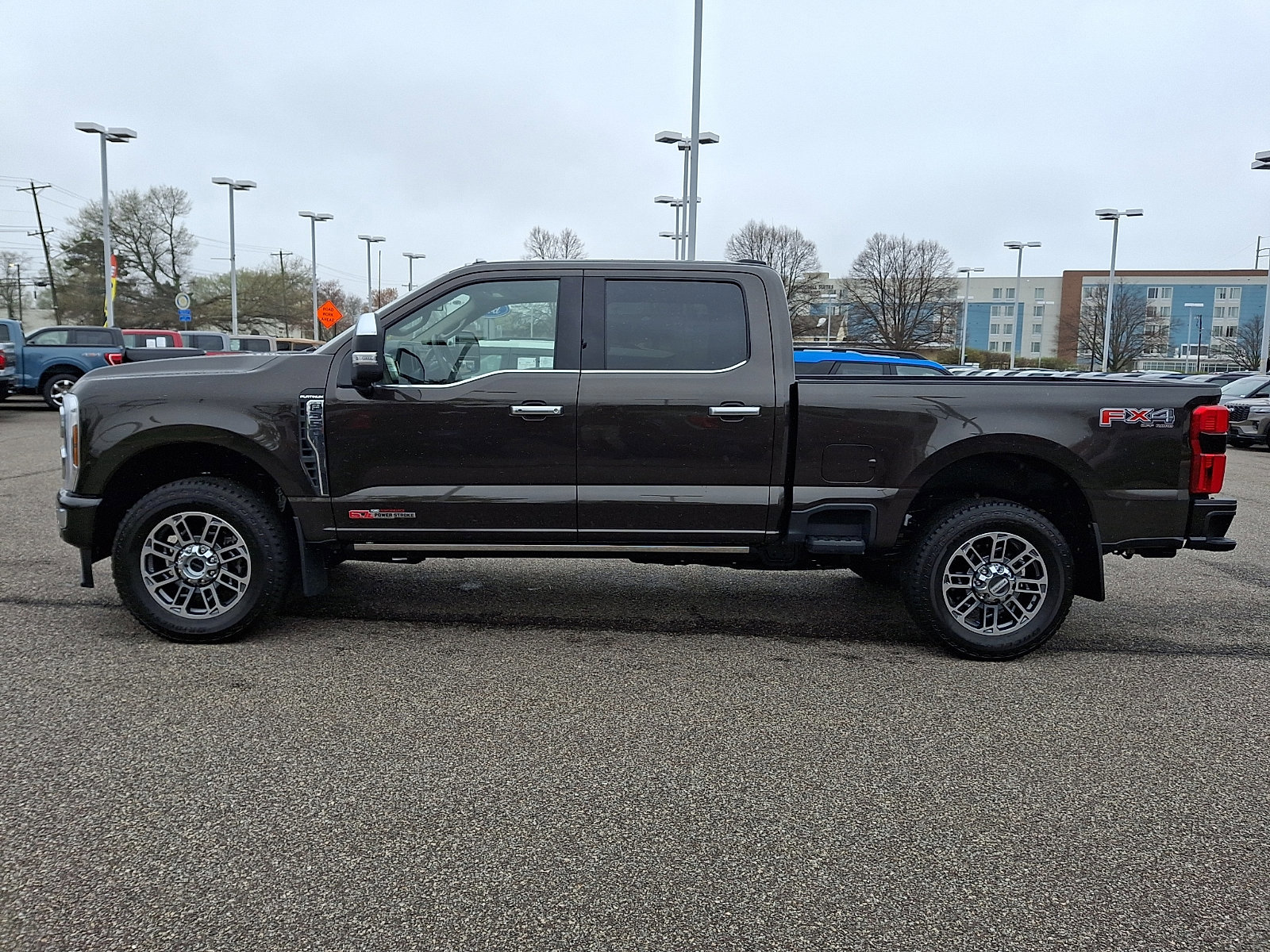 Certified 2025 Ford F350 Platinum w/ Platinum Plus Package image 3