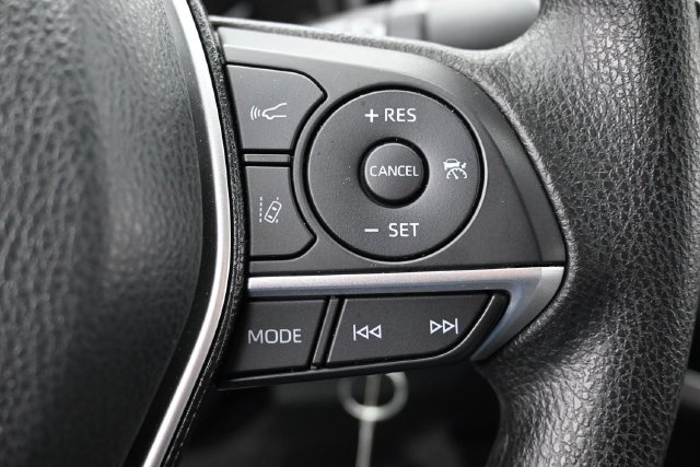 Used 2024 Toyota Camry LE FWD image 16
