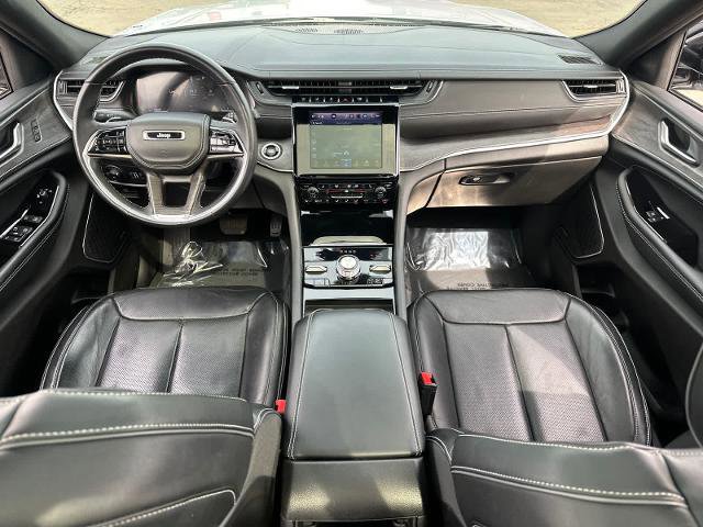 Used 2022 Jeep Grand Cherokee Overland image 15