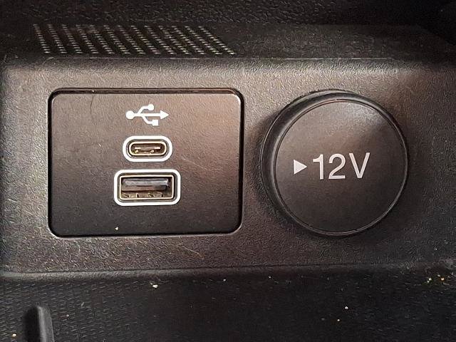 Certified 2024 Ford Escape ST-Line w/ Cold Weather Package FWD image 23