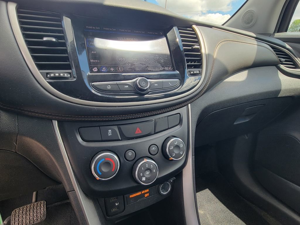 Used 2020 Chevrolet Trax LS FWD image 50