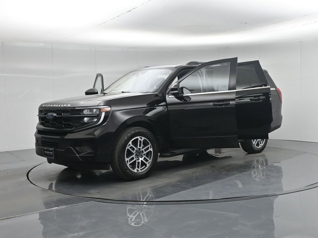 Certified 2025 Ford Expedition Max Active image 32